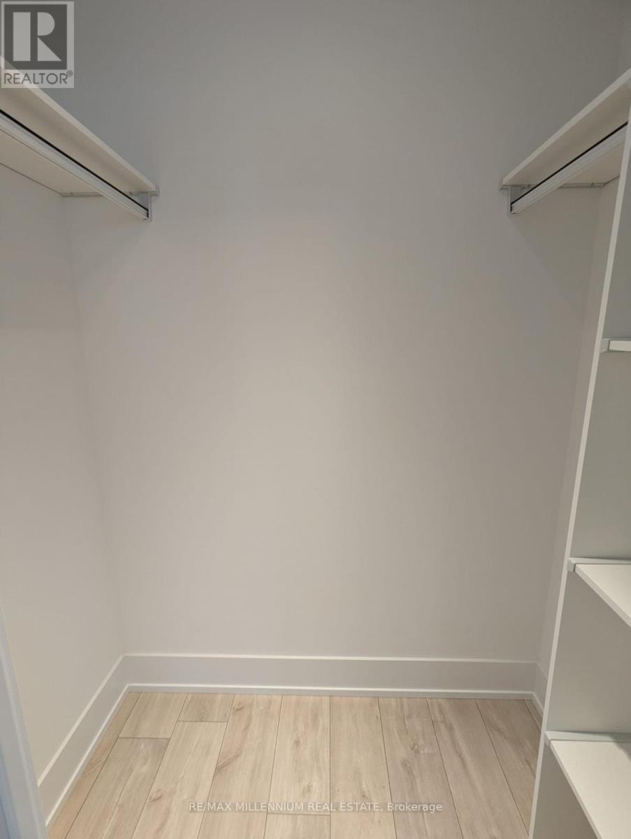 2006 - 10 Inn On The Park Drive, Toronto, Ontario  M3C 0P9 - Photo 16 - C12738400