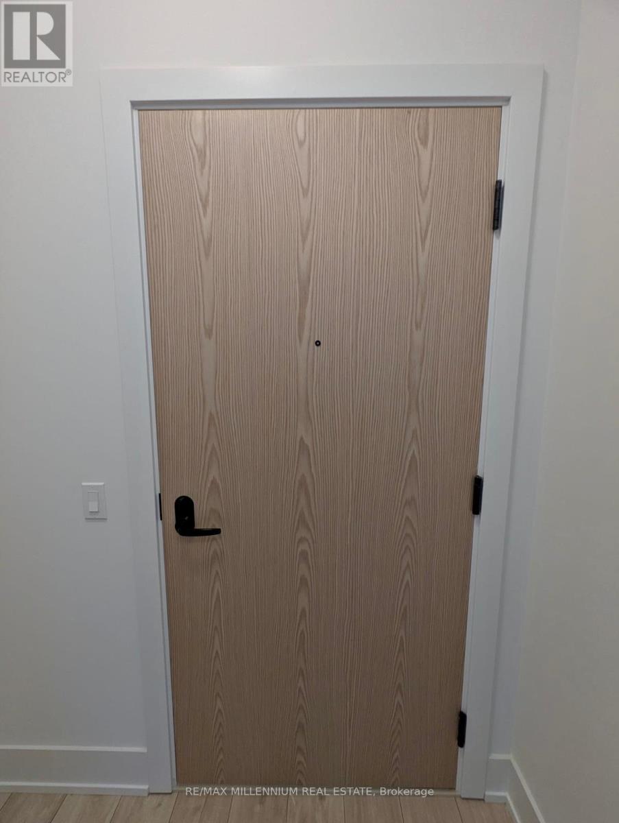 2006 - 10 Inn On The Park Drive, Toronto, Ontario  M3C 0P9 - Photo 5 - C12738400