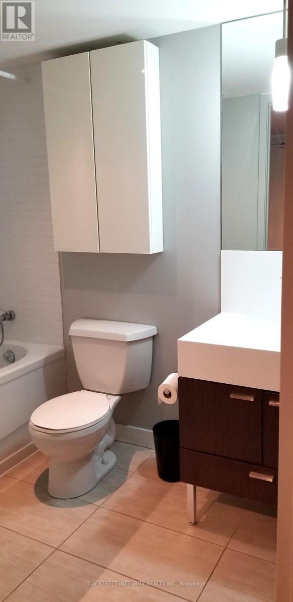 1509 - 110 Charles Street E, Toronto, Ontario  M4Y 1T5 - Photo 10 - C12738486