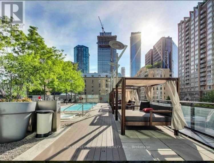 1509 - 110 Charles Street E, Toronto, Ontario  M4Y 1T5 - Photo 18 - C12738486