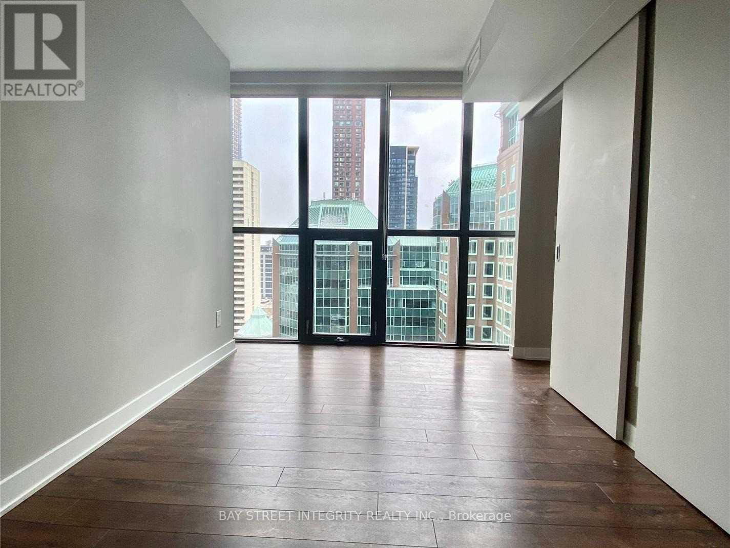 1509 - 110 Charles Street E, Toronto, Ontario  M4Y 1T5 - Photo 8 - C12738486