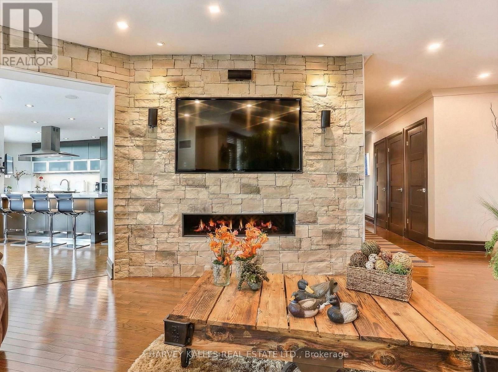 2701 - 300 Bloor Street E, Toronto, Ontario  M4W 3Y2 - Photo 16 - C12738490