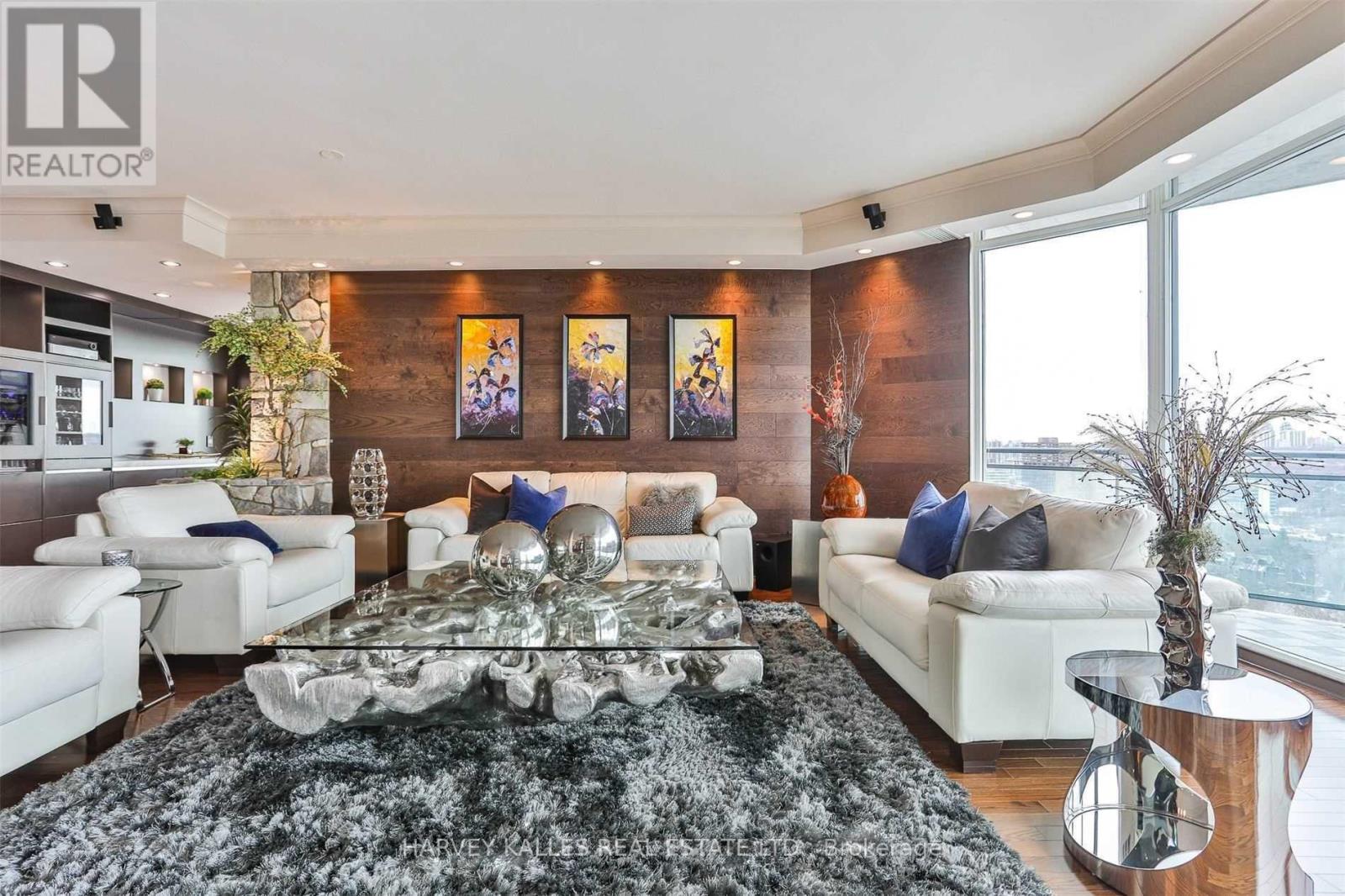 2701 - 300 Bloor Street E, Toronto, Ontario  M4W 3Y2 - Photo 2 - C12738490