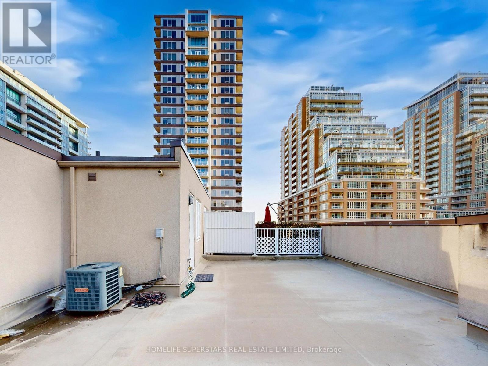 1234 - 21 Pirandello Street, Toronto, Ontario  M6K 3P4 - Photo 32 - C12738496