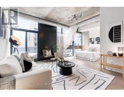 608 - 60 BATHURST STREET, Toronto, Ontario