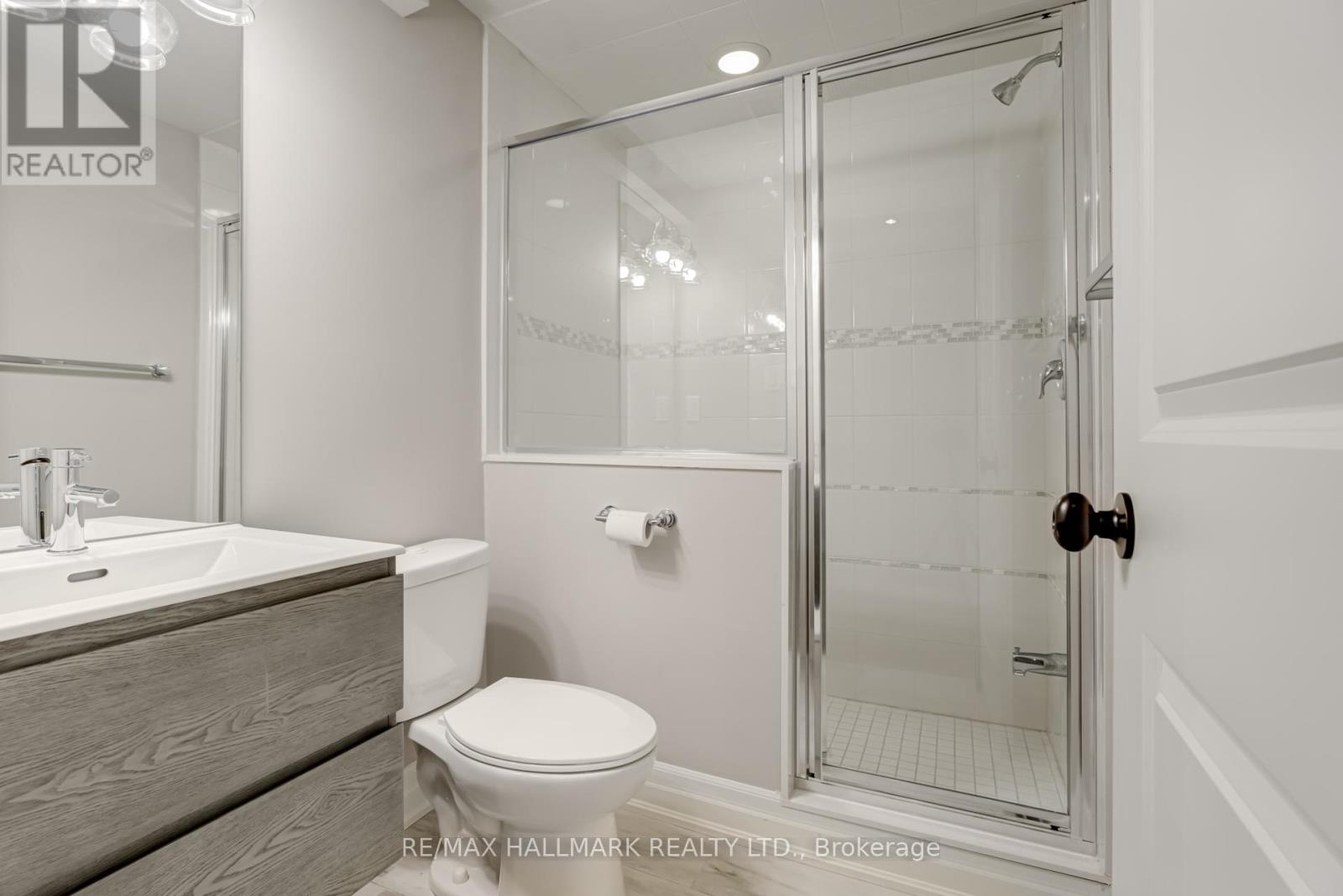 9 Keenlyside Lane, Ajax, Ontario  L1T 0N4 - Photo 32 - E12738270