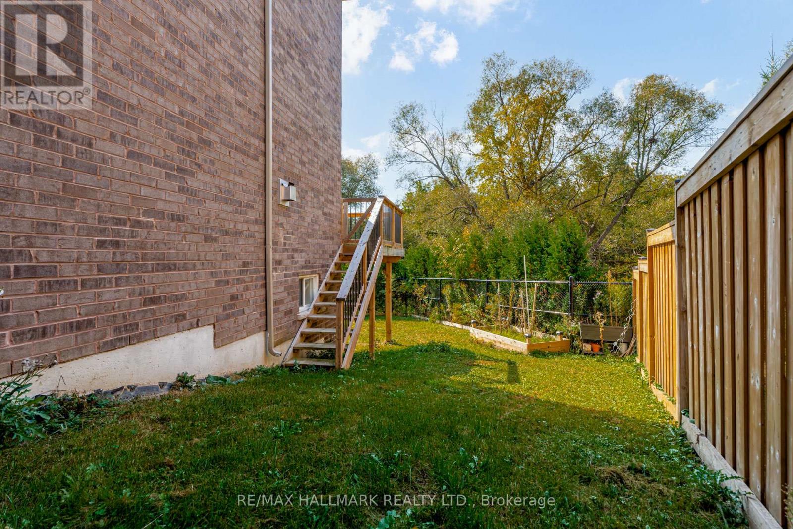 9 Keenlyside Lane, Ajax, Ontario  L1T 0N4 - Photo 37 - E12738270