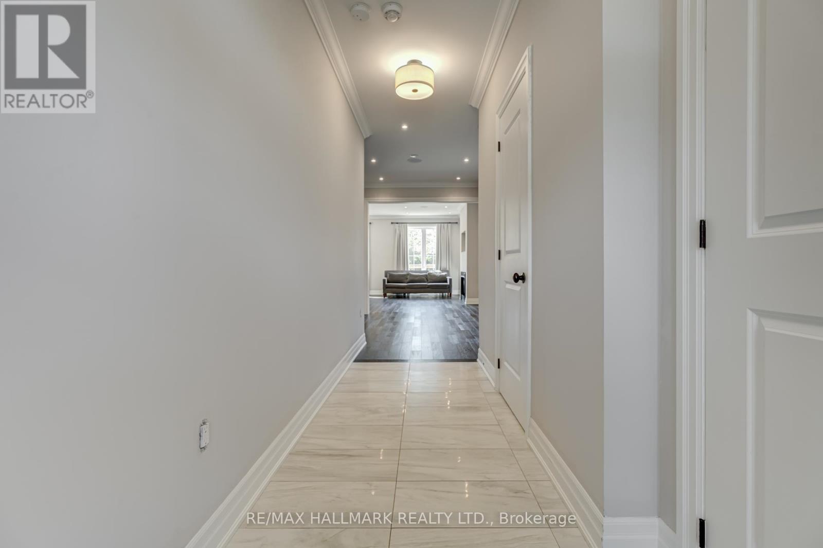 9 Keenlyside Lane, Ajax, Ontario  L1T 0N4 - Photo 5 - E12738270