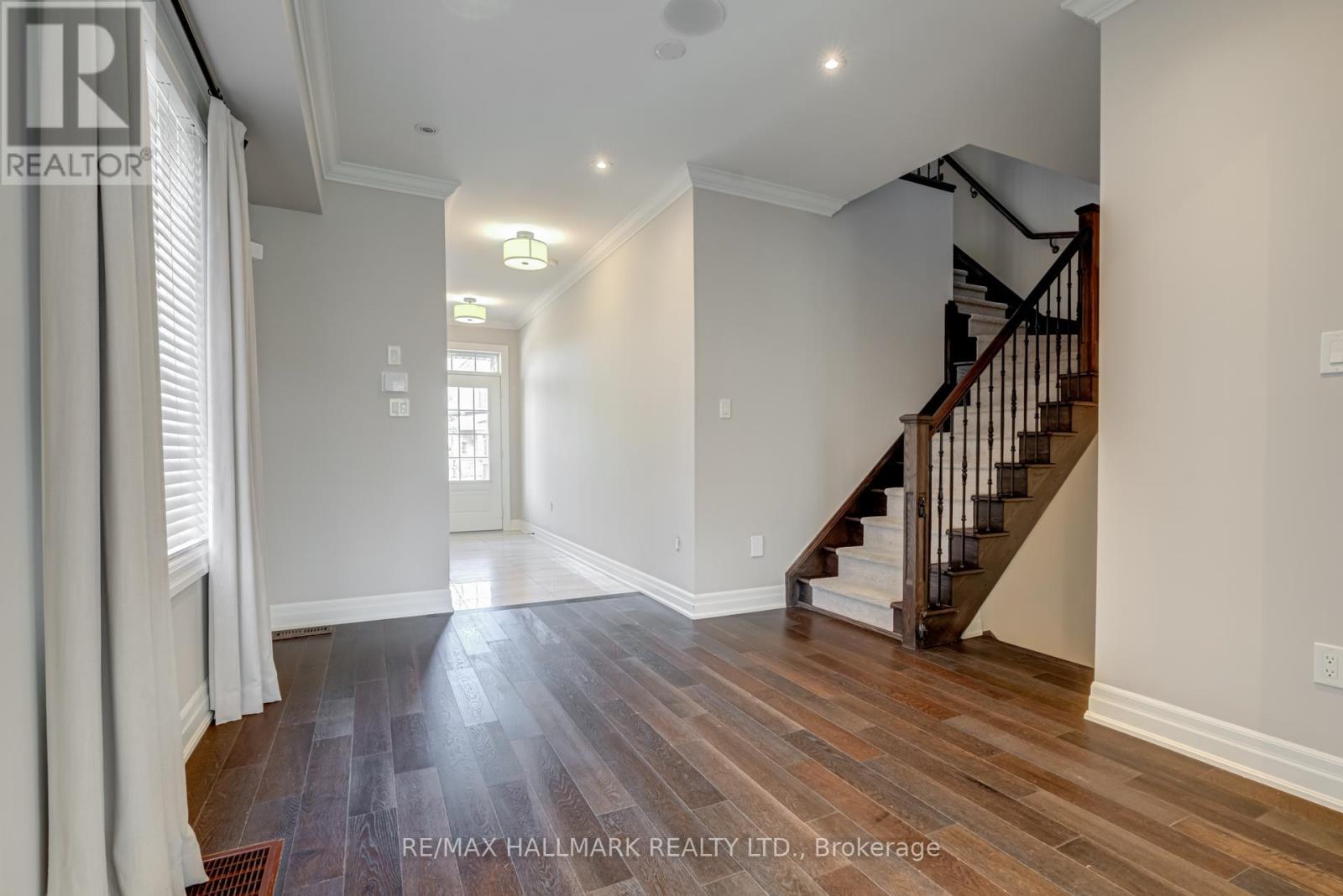 9 Keenlyside Lane, Ajax, Ontario  L1T 0N4 - Photo 8 - E12738270