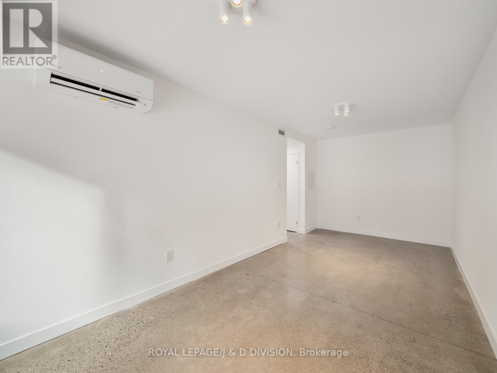 G1 - 325 Sammon Avenue, Toronto, Ontario  M4J 2A1 - Photo 17 - E12738332
