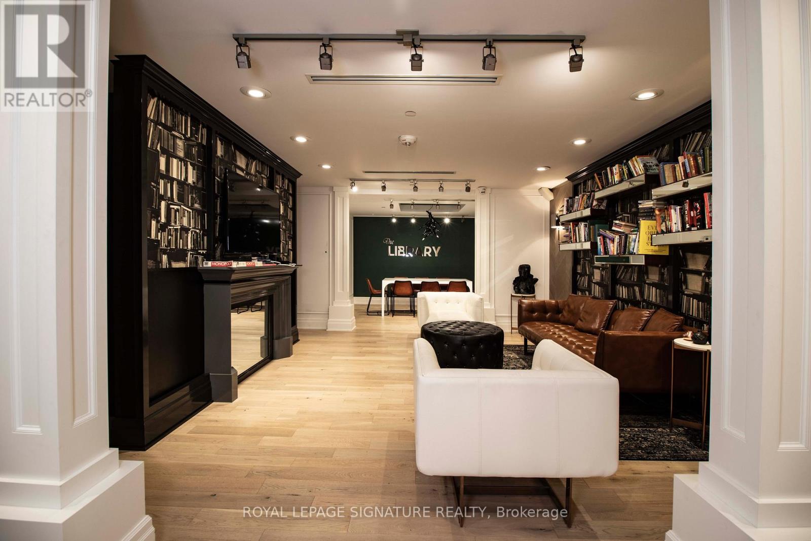 1004 - 1190 Dundas Street E, Toronto, Ontario  M4M 0C5 - Photo 25 - E12738346