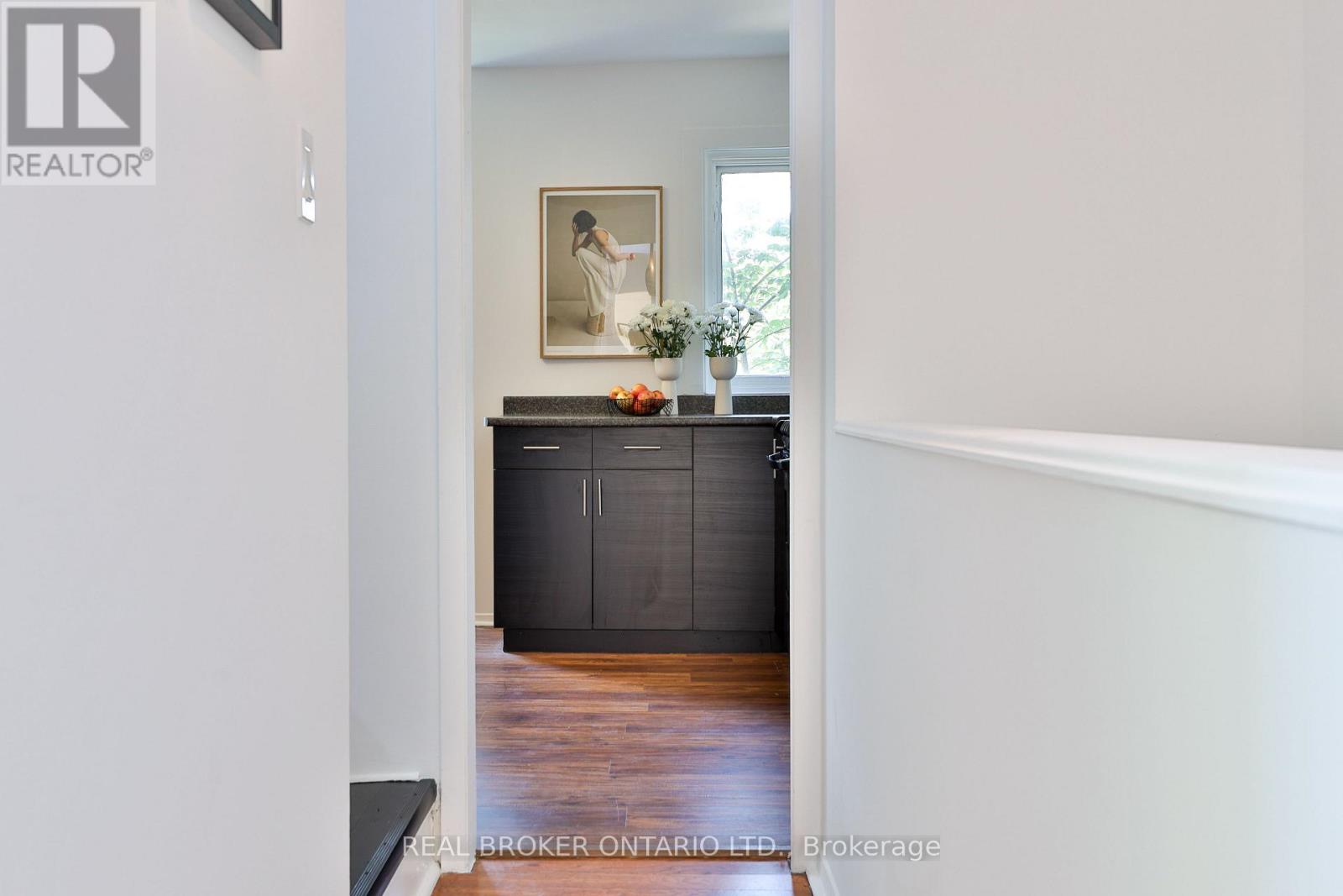 55 Dagmar Avenue, Toronto, Ontario  M4M 1V9 - Photo 12 - E12738390