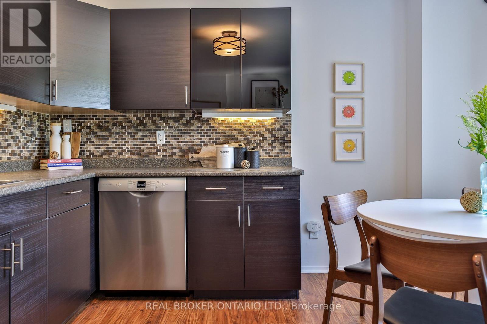 55 Dagmar Avenue, Toronto, Ontario  M4M 1V9 - Photo 14 - E12738390