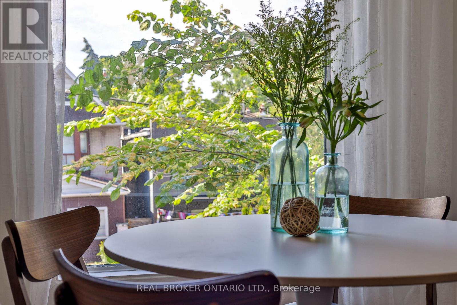 55 Dagmar Avenue, Toronto, Ontario  M4M 1V9 - Photo 18 - E12738390