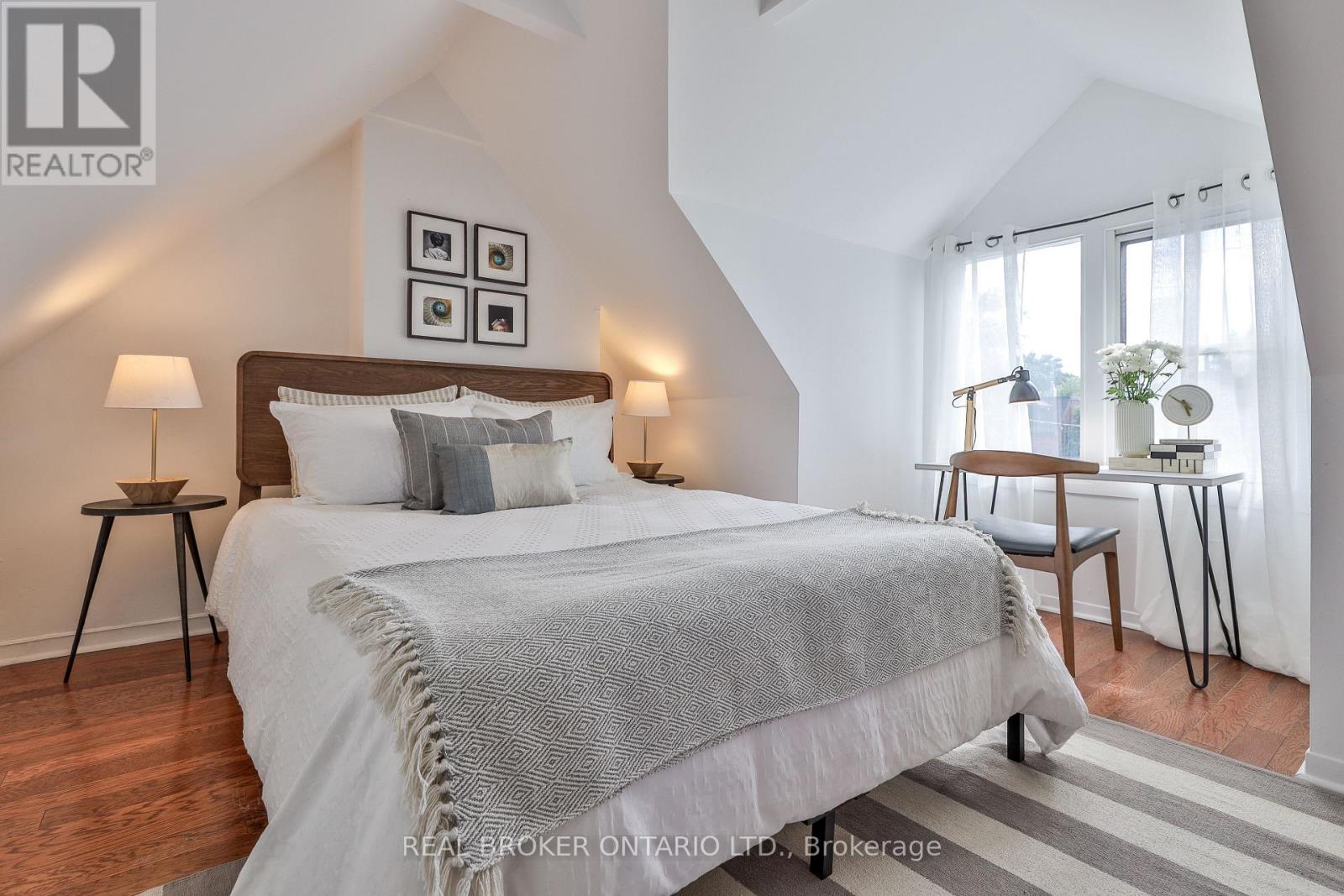 55 Dagmar Avenue, Toronto, Ontario  M4M 1V9 - Photo 21 - E12738390