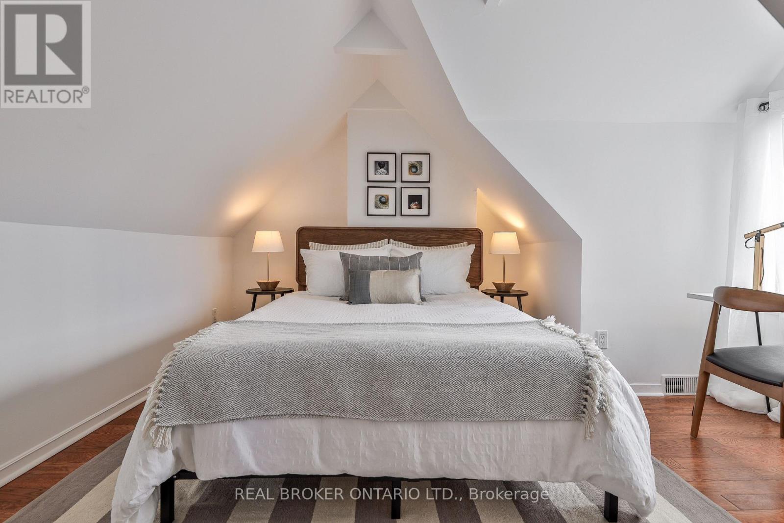 55 Dagmar Avenue, Toronto, Ontario  M4M 1V9 - Photo 22 - E12738390