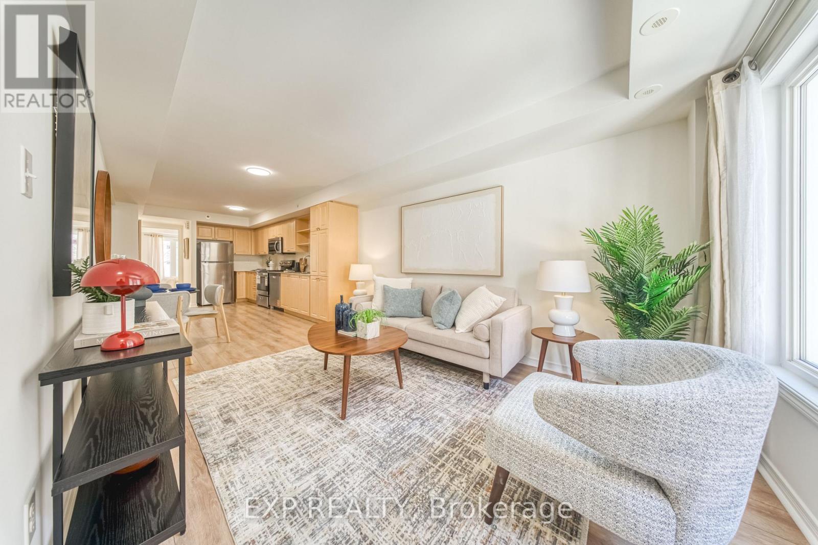 2 - 29 Frances Loring Lane, Toronto, Ontario  M4M 3E8 - Photo 2 - E12738394