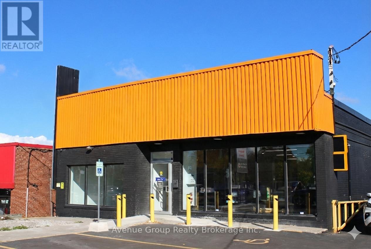 1153 KENNEDY ROAD, Toronto, Ontario