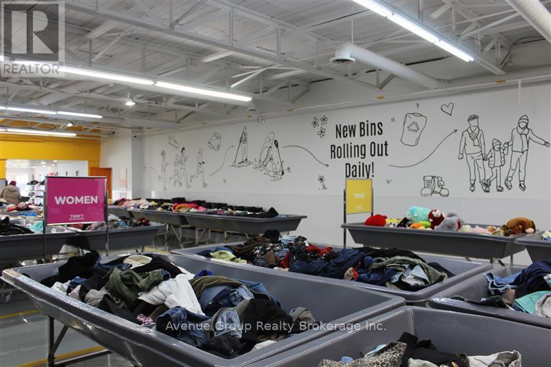 1153 Kennedy Road, Toronto, Ontario  M1P 2K8 - Photo 4 - E12738410