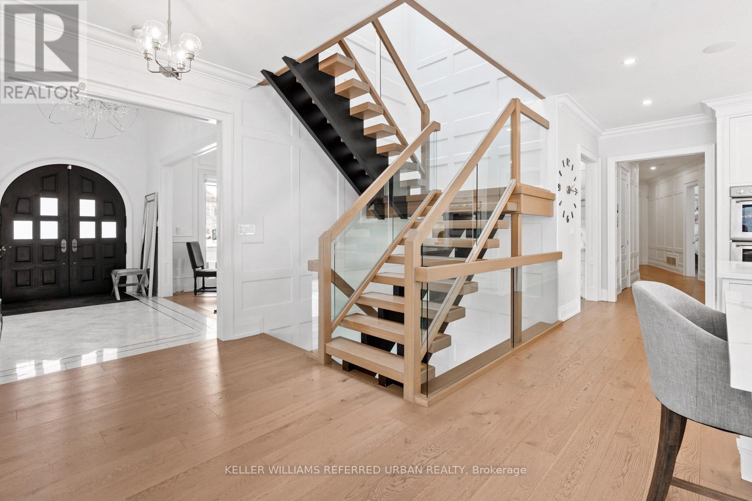 197 Sherwood Place, Newmarket, Ontario  L3Y 8E5 - Photo 11 - N12738104