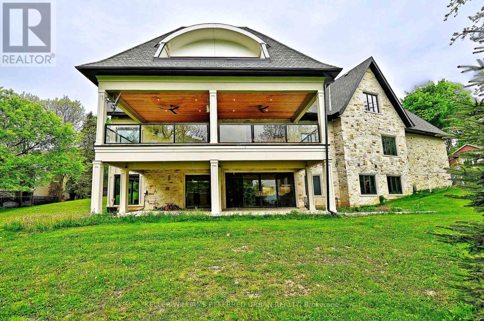 197 Sherwood Place, Newmarket, Ontario  L3Y 8E5 - Photo 47 - N12738104