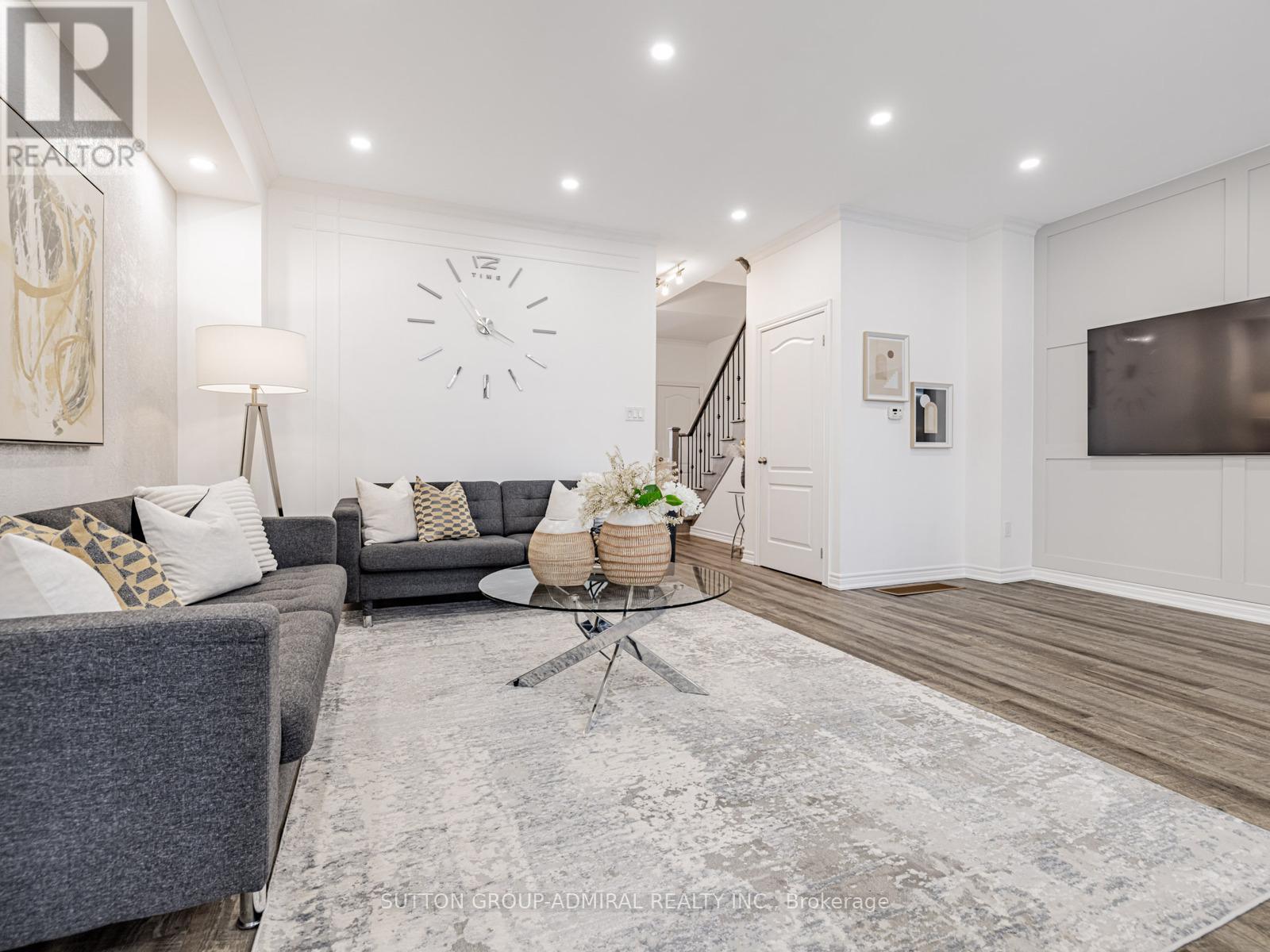 1215 Peelar Crescent, Innisfil (Lefroy), Ontario  L0L 1W0 - Photo 11 - N12738272