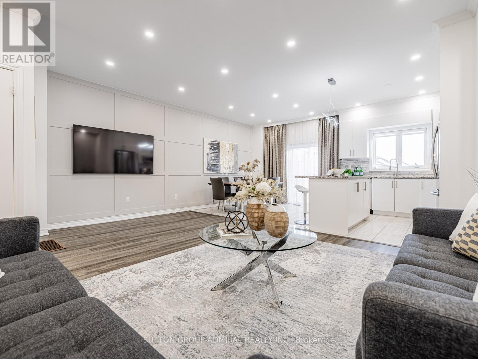 1215 Peelar Crescent, Innisfil (Lefroy), Ontario  L0L 1W0 - Photo 12 - N12738272