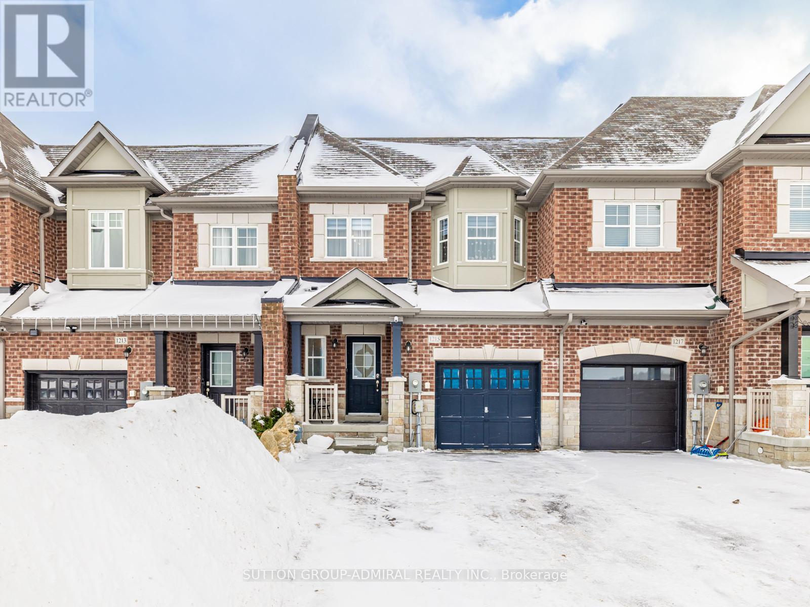 1215 Peelar Crescent, Innisfil (Lefroy), Ontario  L0L 1W0 - Photo 2 - N12738272