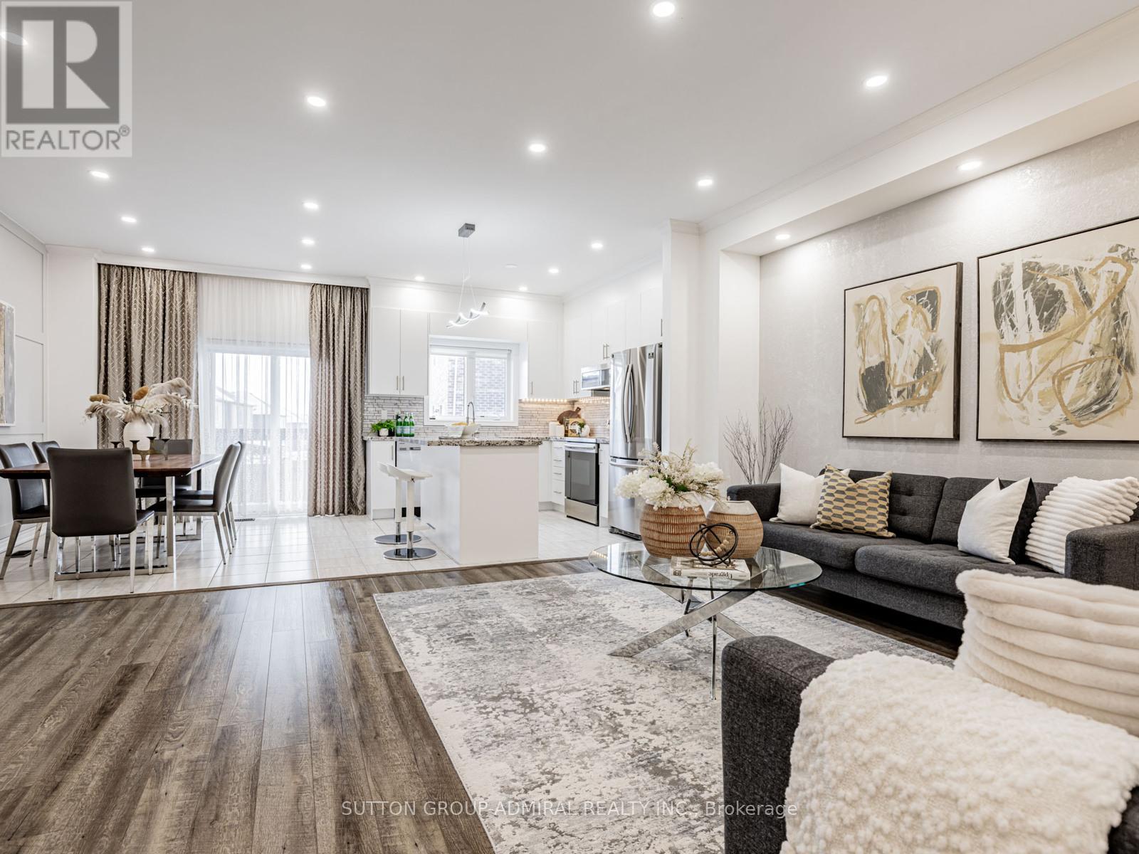 1215 Peelar Crescent, Innisfil (Lefroy), Ontario  L0L 1W0 - Photo 5 - N12738272