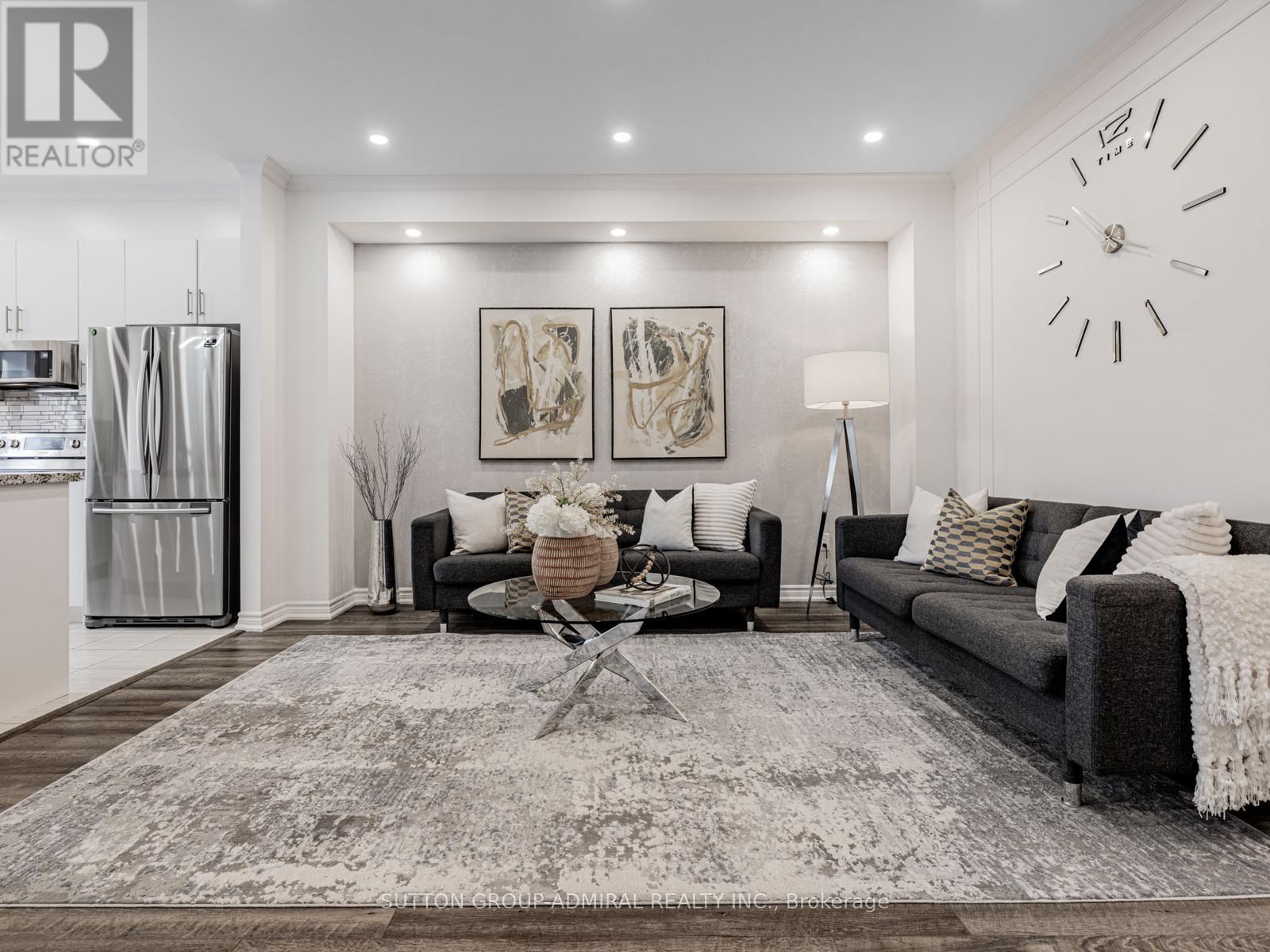 1215 Peelar Crescent, Innisfil (Lefroy), Ontario  L0L 1W0 - Photo 7 - N12738272