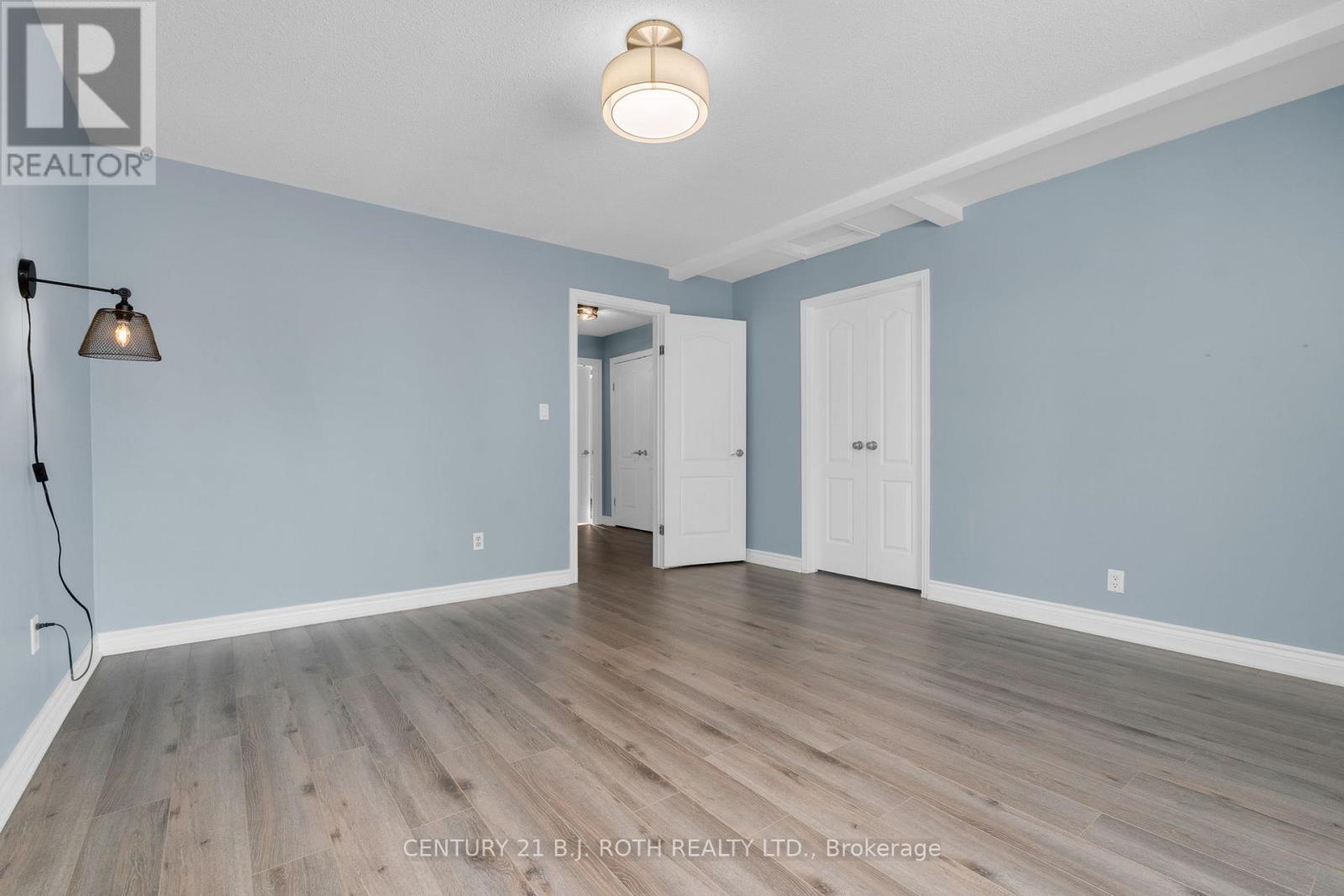 218 Parkside Crescent, Innisfil, Ontario  L9S 1G3 - Photo 20 - N12738298