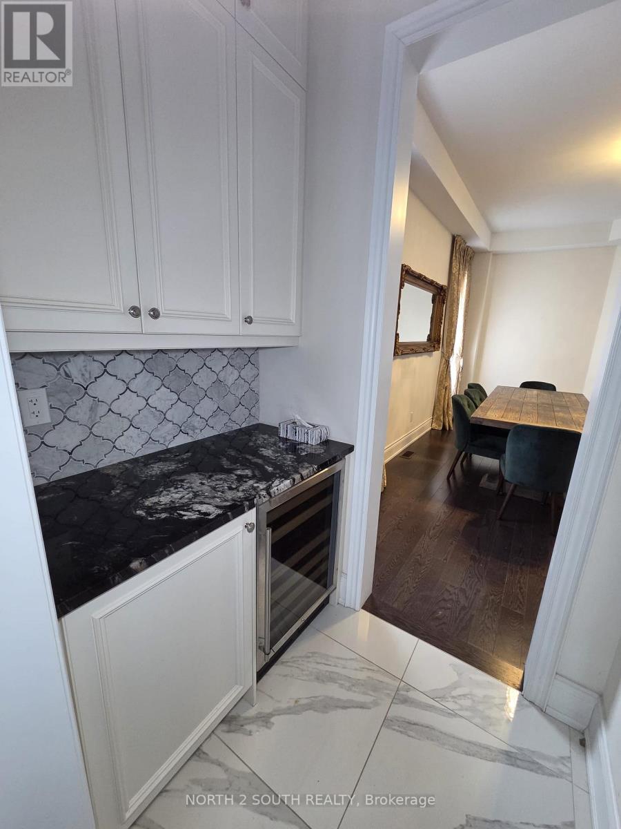 Upper - 34 Straw Cutter Gate, Vaughan, Ontario  L6A 4Y5 - Photo 14 - N12738308