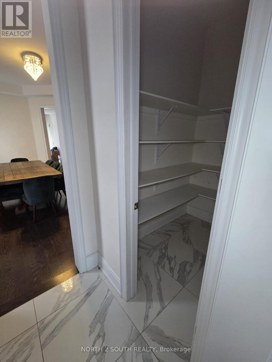 Upper - 34 Straw Cutter Gate, Vaughan, Ontario  L6A 4Y5 - Photo 9 - N12738308