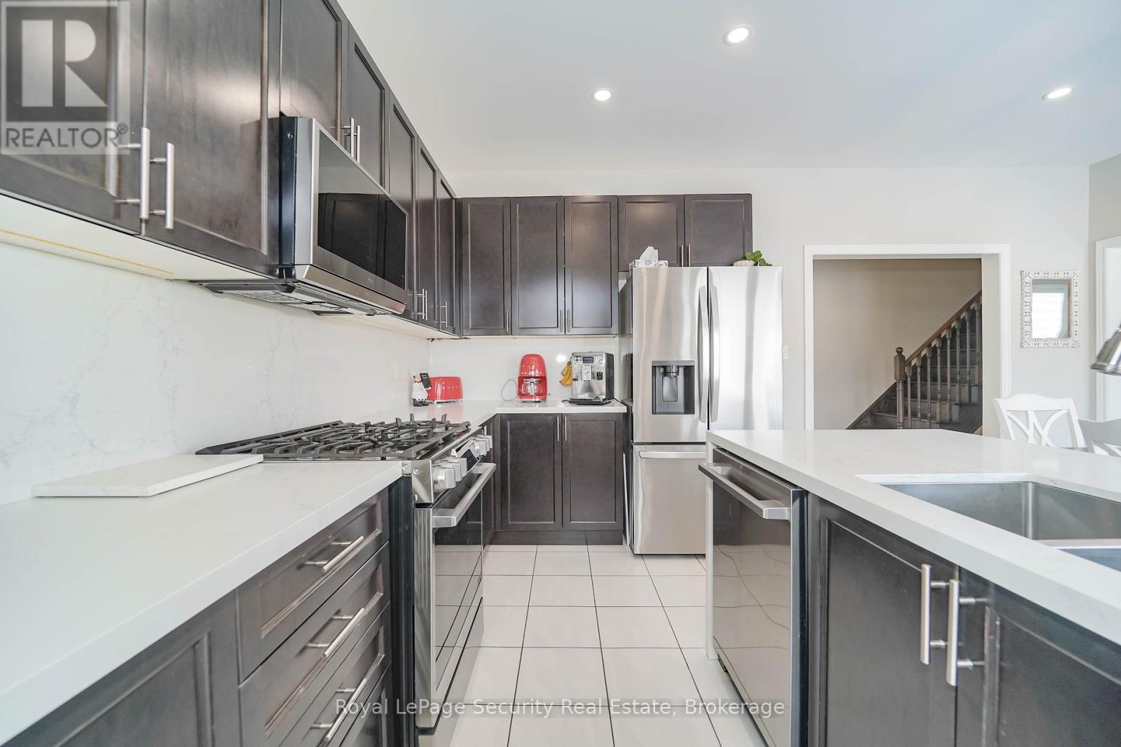 77 Pierce Place, New Tecumseth (Tottenham), Ontario  L0G 1W0 - Photo 14 - N12738334