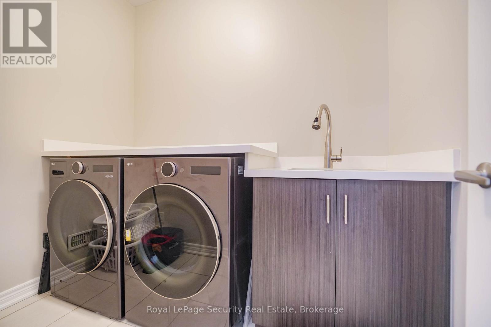 77 Pierce Place, New Tecumseth (Tottenham), Ontario  L0G 1W0 - Photo 28 - N12738334