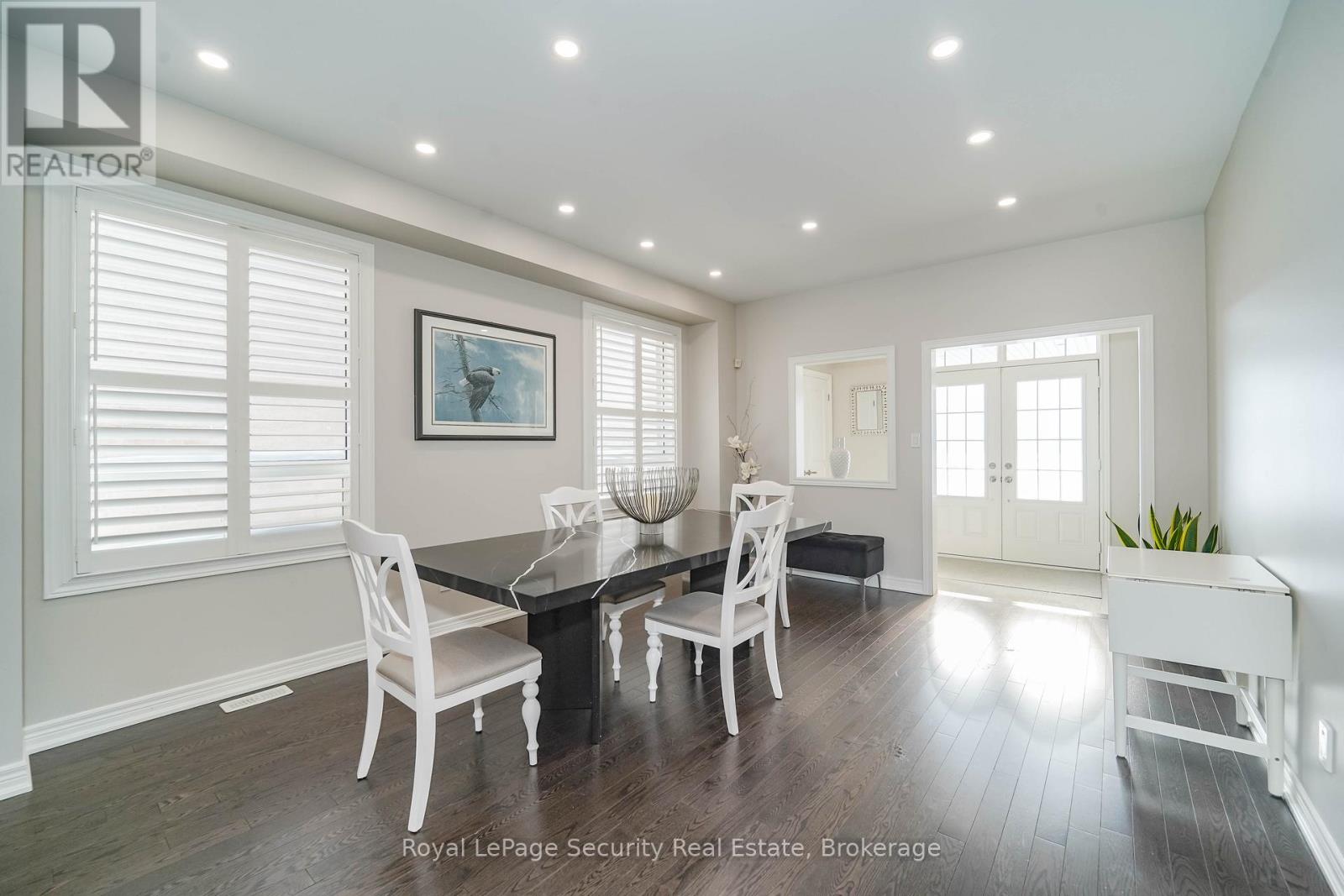 77 Pierce Place, New Tecumseth (Tottenham), Ontario  L0G 1W0 - Photo 9 - N12738334