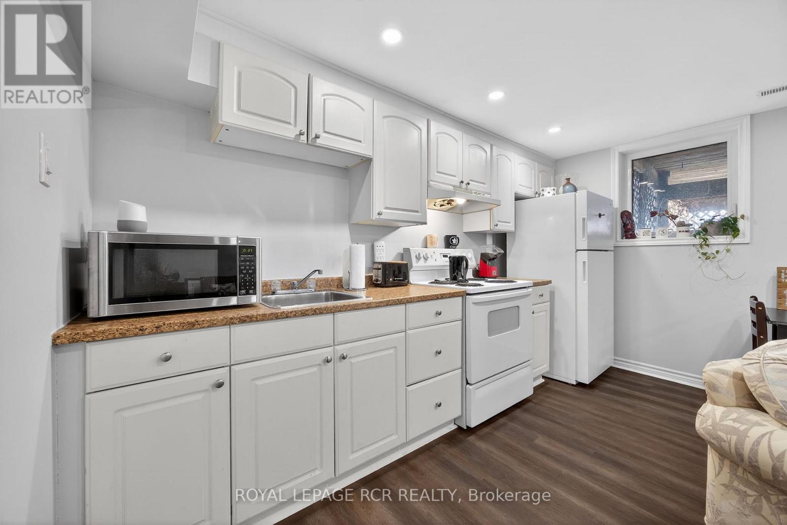 30 Longview Drive, Bradford West Gwillimbury (Bradford), Ontario  L3Z 2H2 - Photo 13 - N12738336