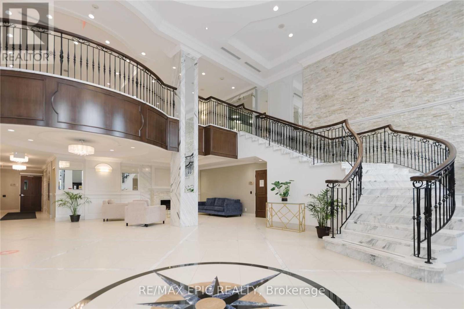 Ph-1801 - 38 Cedarland Drive, Markham, Ontario  L6G 0G7 - Photo 2 - N12738416