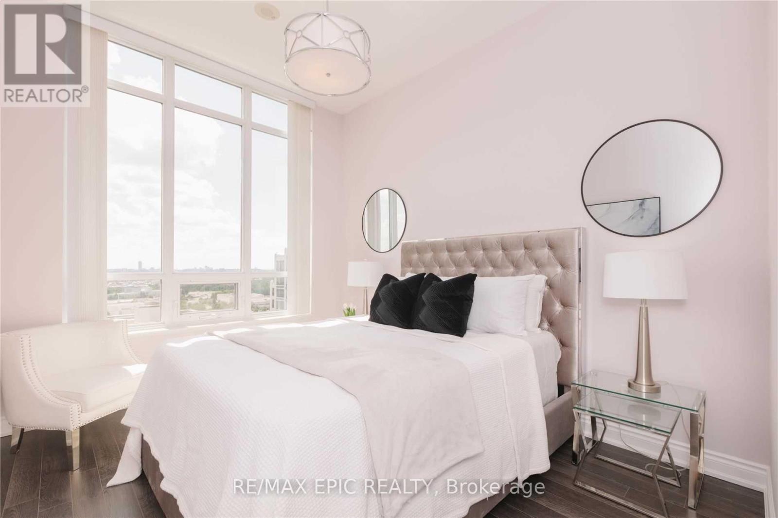 Ph-1801 - 38 Cedarland Drive, Markham, Ontario  L6G 0G7 - Photo 5 - N12738416