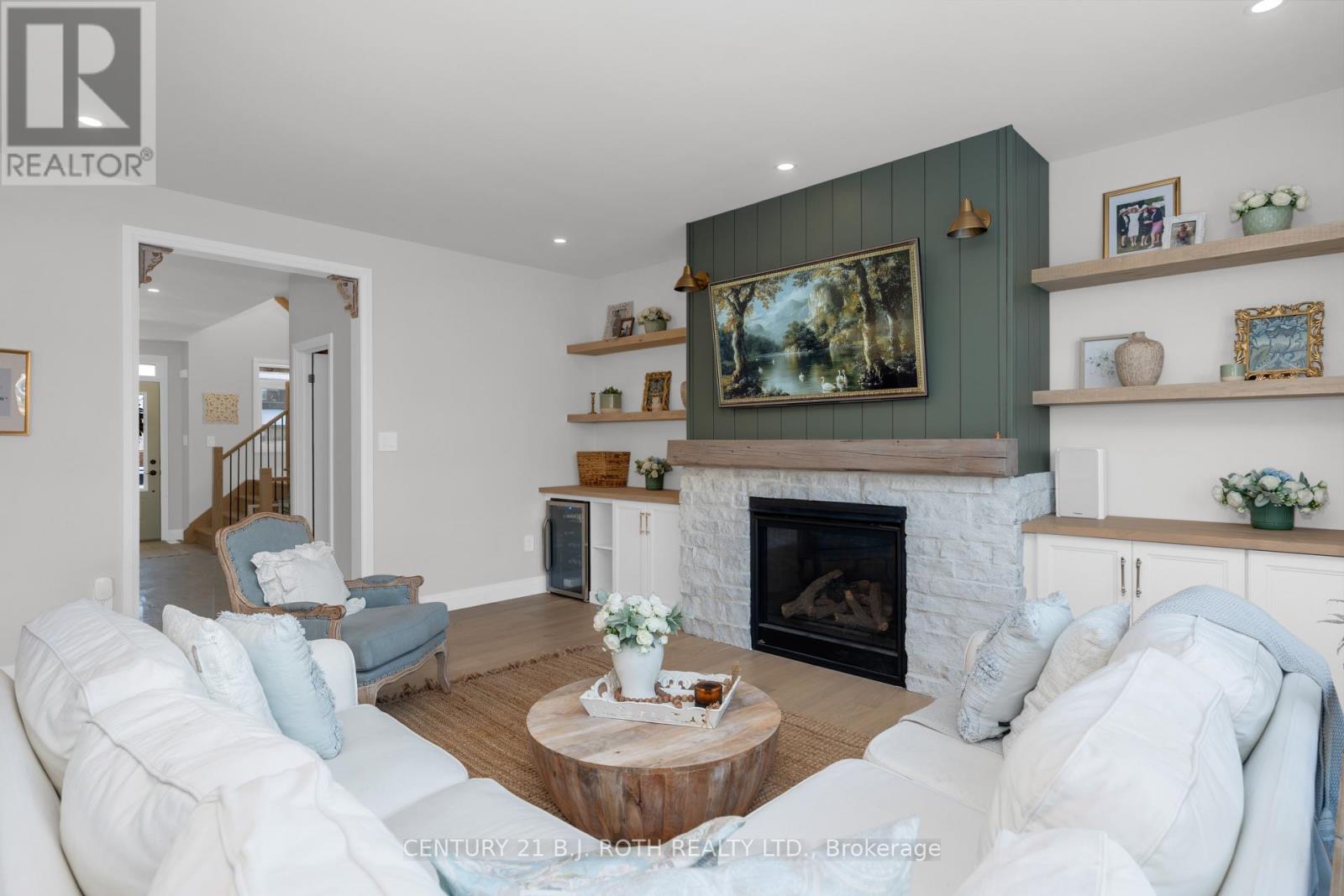 19 Rowley Crescent, Springwater (Elmvale), Ontario  L0L 1P0 - Photo 10 - S12738282