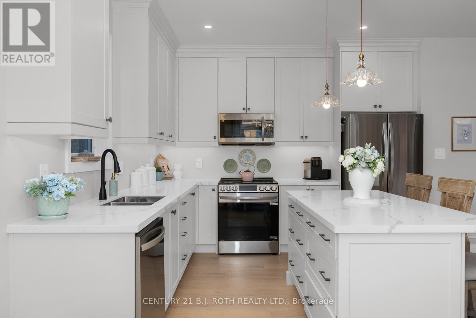 19 Rowley Crescent, Springwater (Elmvale), Ontario  L0L 1P0 - Photo 14 - S12738282