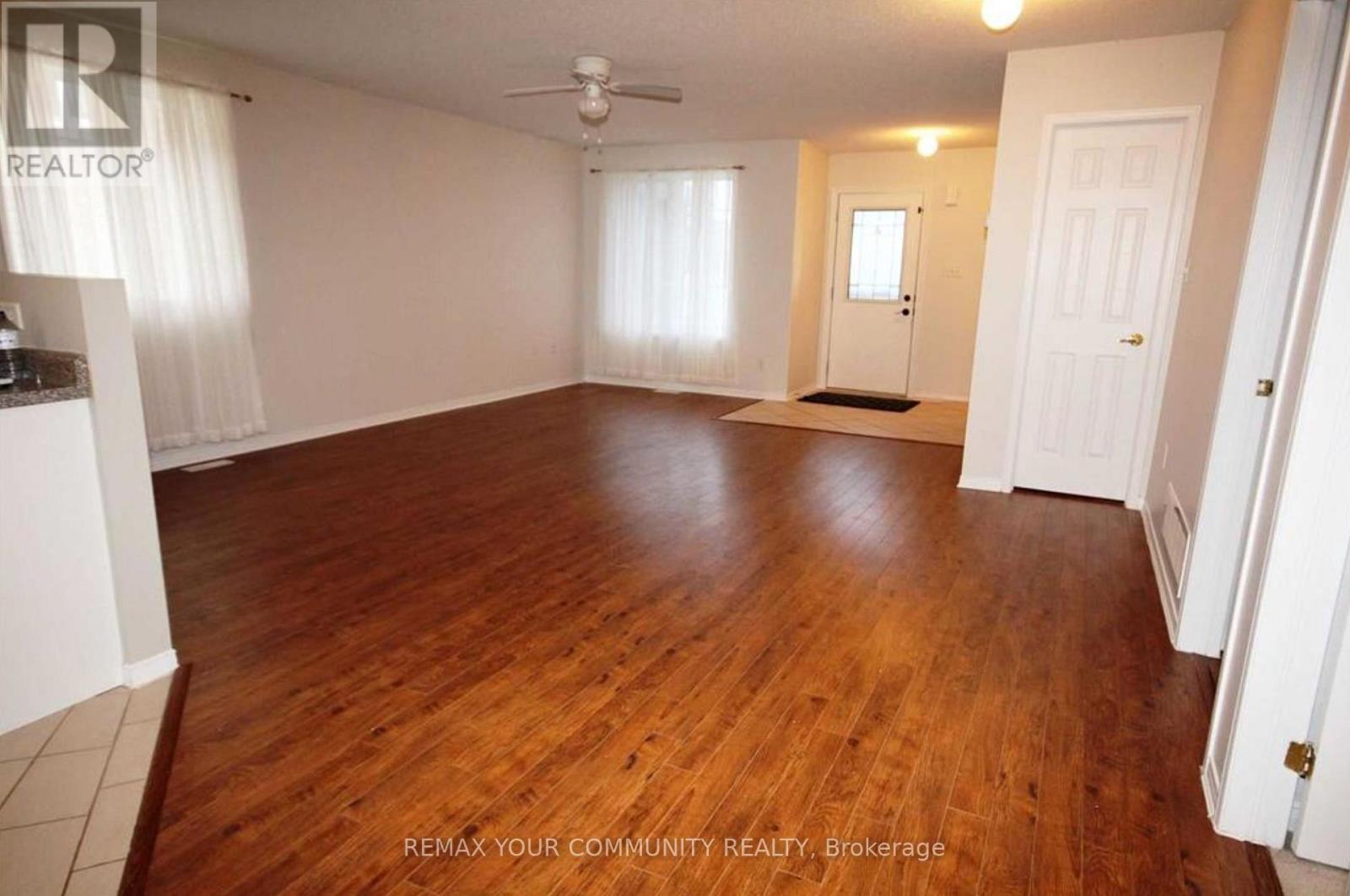 31 Irene Drive, Barrie (Painswick South), Ontario  L4N 0Y8 - Photo 3 - S12738408