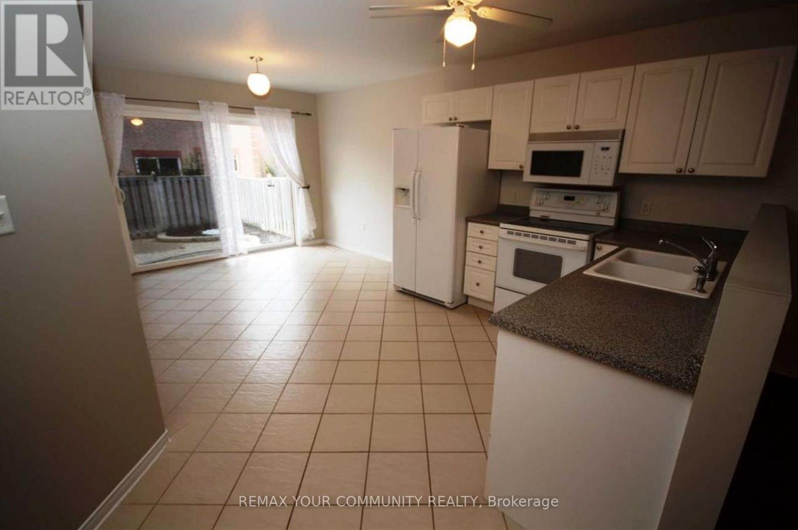 31 Irene Drive, Barrie (Painswick South), Ontario  L4N 0Y8 - Photo 5 - S12738408