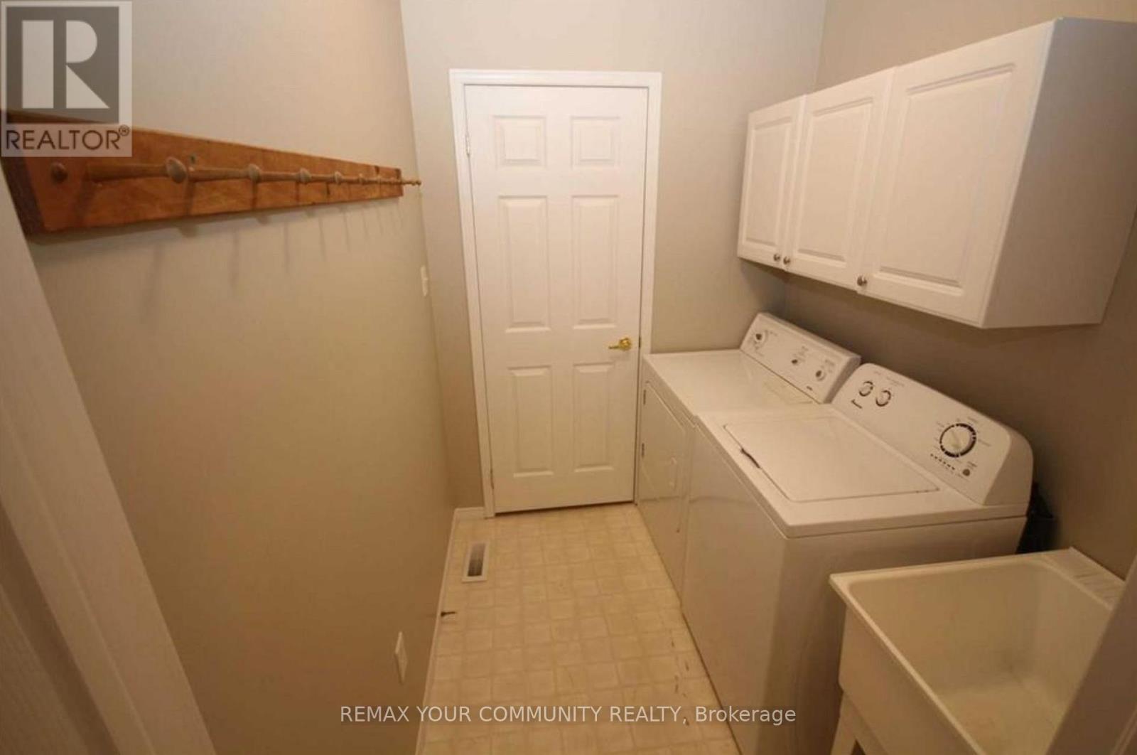 31 Irene Drive, Barrie (Painswick South), Ontario  L4N 0Y8 - Photo 9 - S12738408