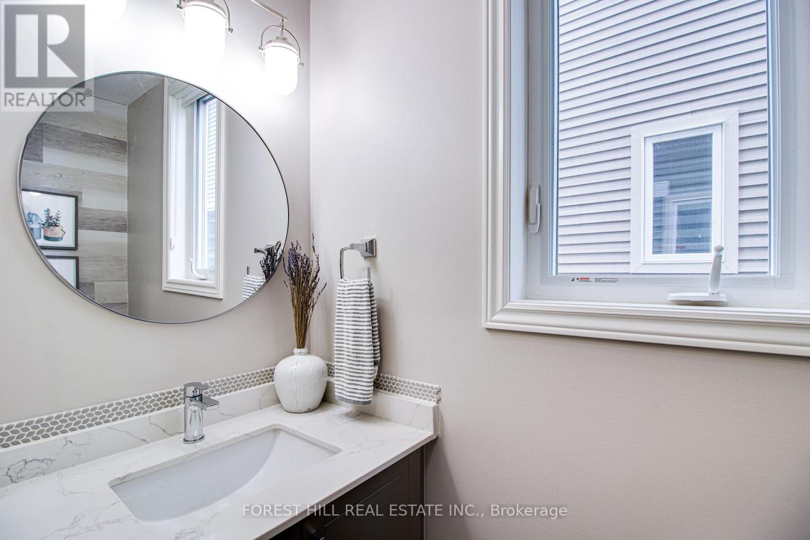 17 Gregory Avenue, Collingwood, Ontario  L9Y 0Z5 - Photo 7 - S12738418