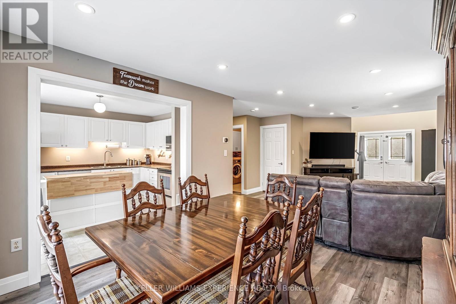 28 Coronation Parkway, Barrie, Ontario  L4M 7J8 - Photo 17 - S12738420