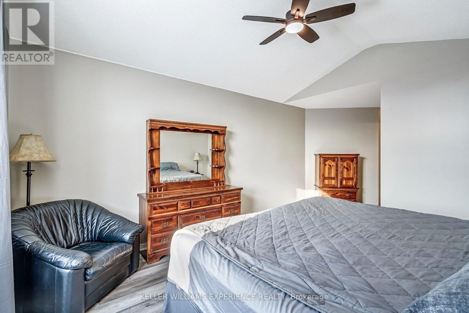 28 Coronation Parkway, Barrie, Ontario  L4M 7J8 - Photo 38 - S12738420