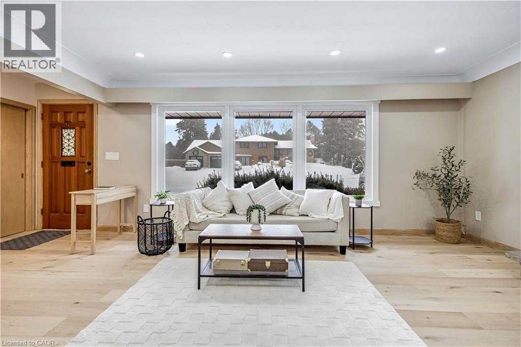 626 Iroquois Avenue, Ancaster, Ontario  L9G 3B4 - Photo 6 - 40801604