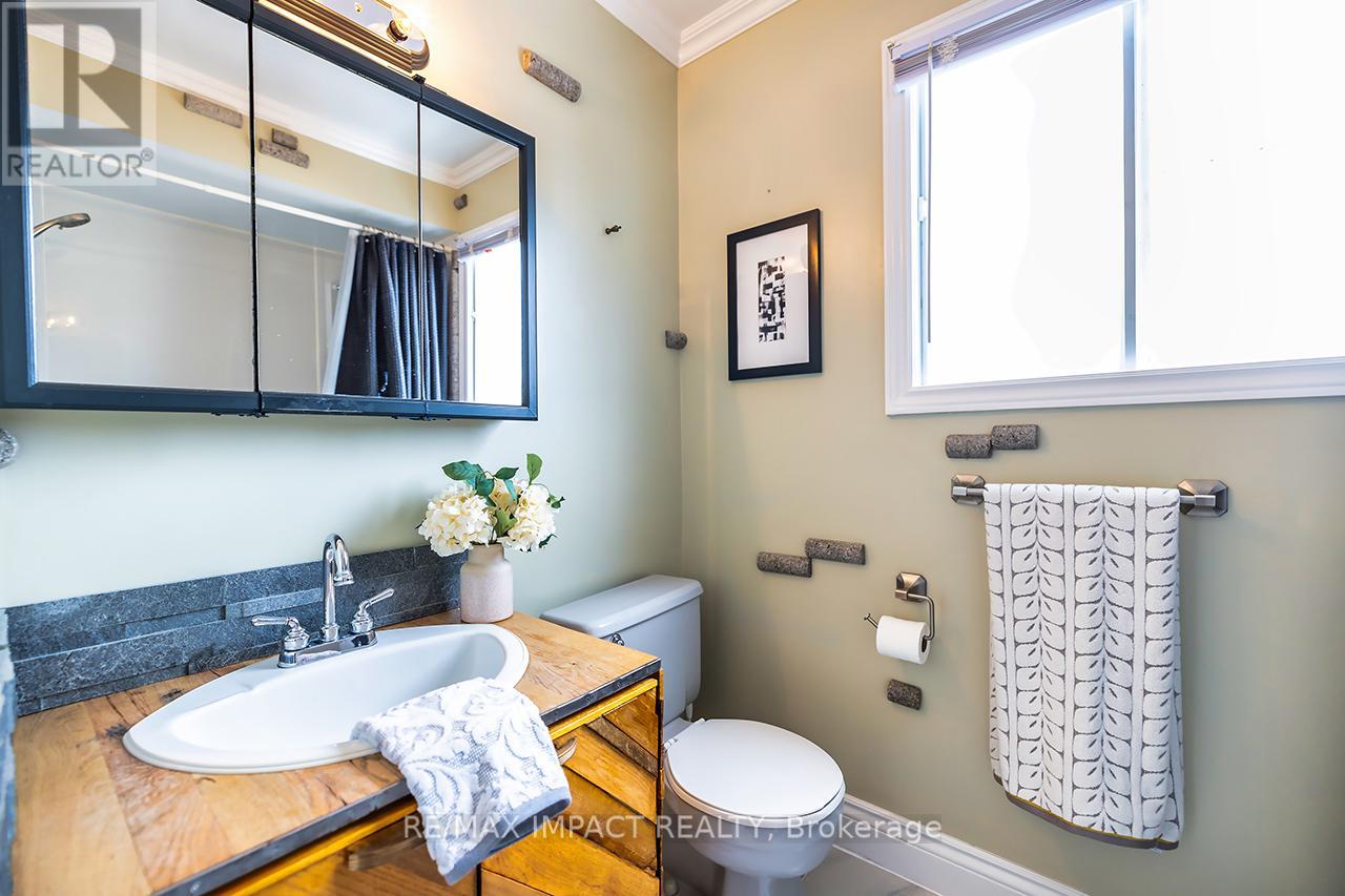 25 Soper Creek Drive, Clarington, Ontario  L1C 4G3 - Photo 16 - E12738616