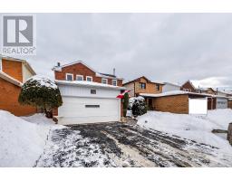 25 SOPER CREEK DRIVE, Clarington, Ontario
